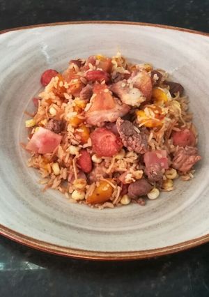 Una foto de Arroz al Wok Colombiano