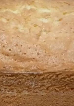 A picture of Custard sponge cake.