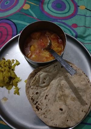 आलू टमाटर की सब्जी (aloo tamatar ki sabzi recipe in Hindi) रेसिपी मुख्य फोटो