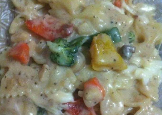 Pasta in white sauce