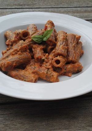 Foto di Tortiglioni di farro con pesto alla siciliana