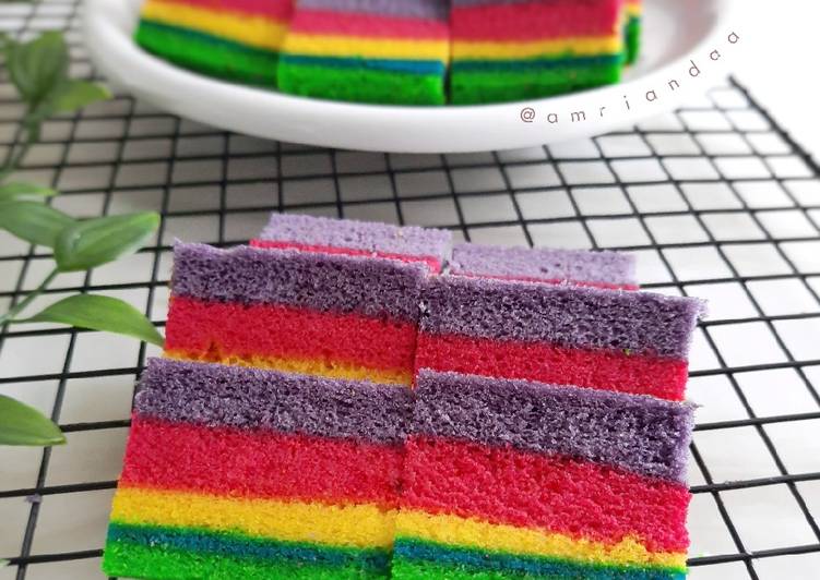 Resep Steamed Rainbow Cake alias Bolu Kukus Pelangi 🙃 Anti Gagal