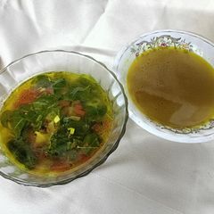 A picture of Drumstick leaves Soup.