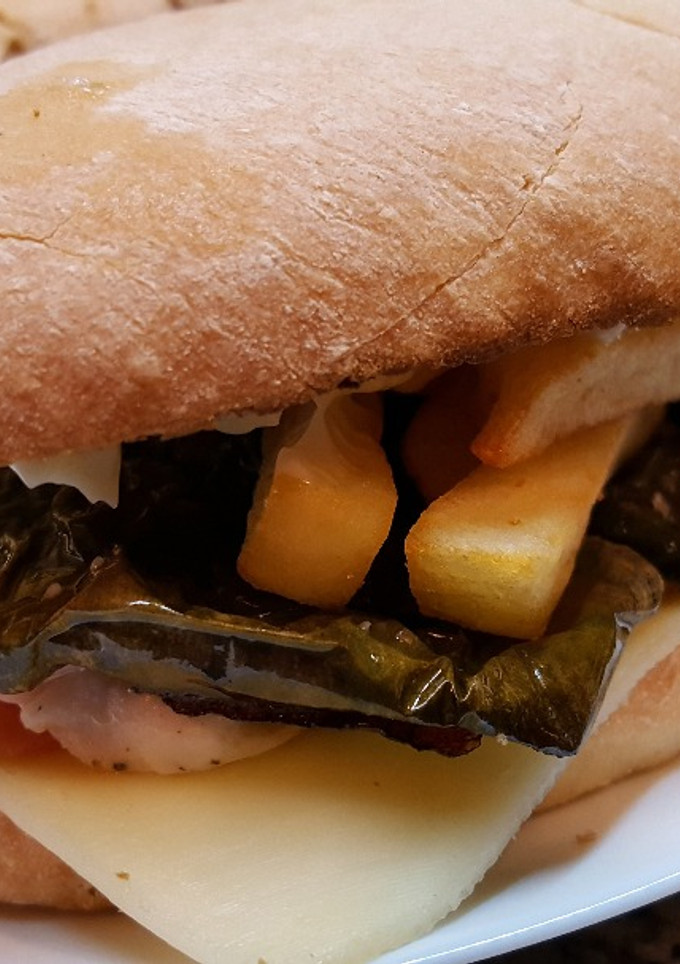 Una foto de Serranito (Bocadillos)