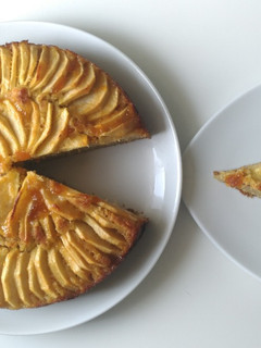 A picture of Apple Cake with Carrots and Cinnamon.