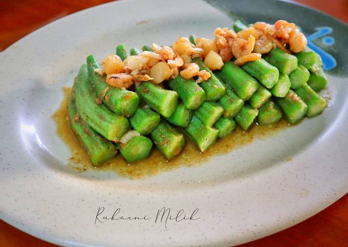 135. Tumis Okra With Bull Head BBQ Sauce