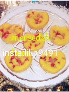 عکسی از دستور کیک کاسترد و توت فرنگی