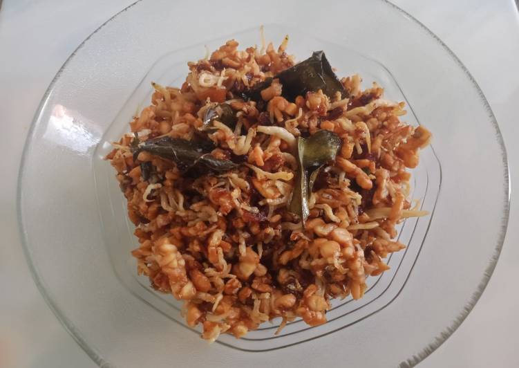 Langkah Mudah untuk Membuat (7) Tempe Orek Teri Medan ala D.e yang Lezat Sekali