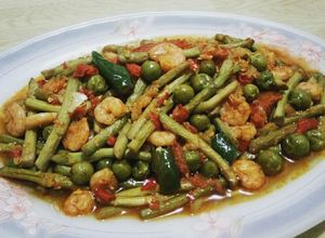 Foto resep "Masak Pedas Sulur Keladi Terong Rimbang"