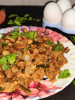 சீரக முட்டை பொரியல்(muttai poriyal recipe in tamil) செய்முறை முக்கிய புகைப்படம்