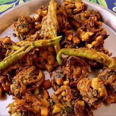 A picture of Mix veg pakode.