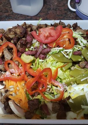 Una foto de Súper ensalada con churrasquito
