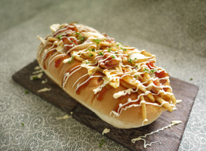 日式炒麵麵包 的食譜成品照片