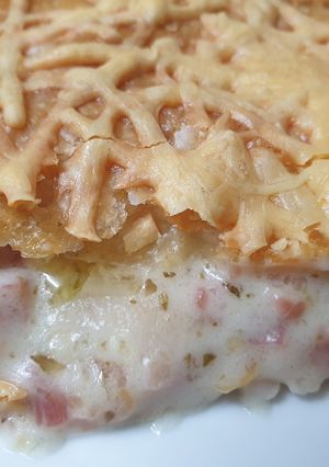 Una foto de Empanada de hojaldre con bechamel