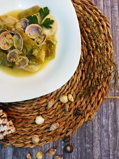 Una foto de Medallones de merluza 🐟 con judías verdes 🥄