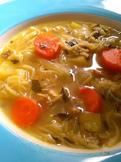 عکسی از دستور سوپ مرغ و سبزیجات