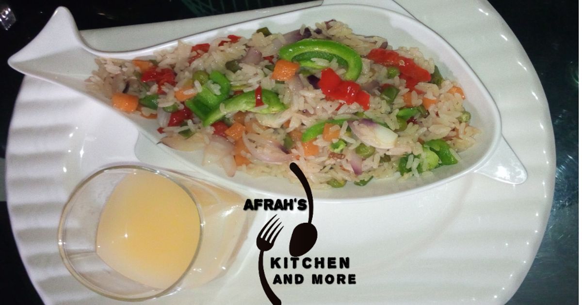 Fried White Rice Recipe by Afrah's kitchen - Cookpad