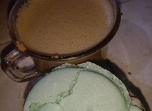 Una foto de Macarrones con base de merengue italiano y relleno de chocolate