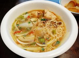 Una foto de Ramen de Mariscos & Gallina Asada