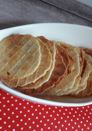 Sajtos tallér rizslisztből recept fotója