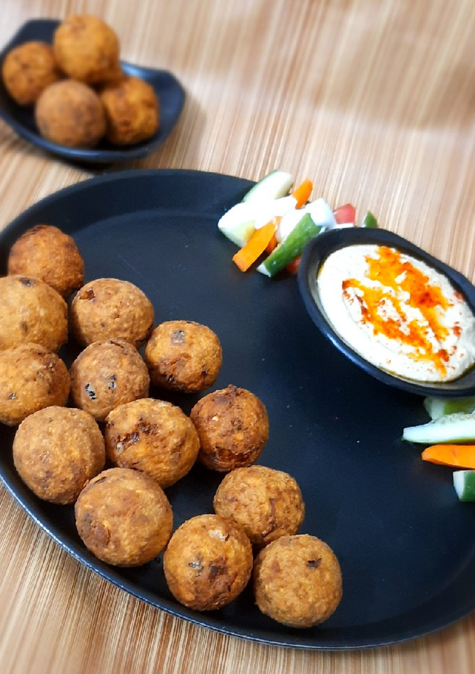 ફલાફલ (Falafel Recipe In Gujarati) રેસીપી મુખ્ય ફોટો