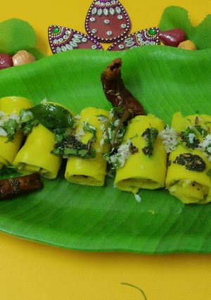 A picture of रेशमी वड्या.