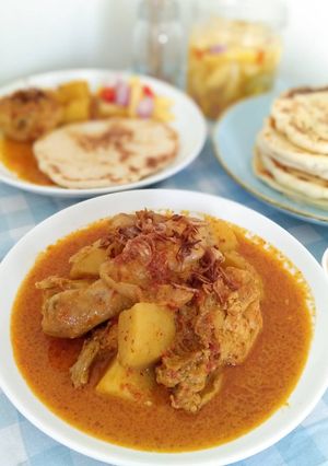 Foto resep Kare Merah Ayam Kentang