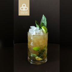 A picture of White gourd iced tea.