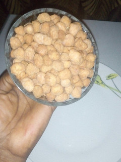 A picture of Peanut Bugger.