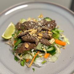 A picture of Warm Beef Salad Bowl (Bún Bò Nam Bộ) 🇻🇳.