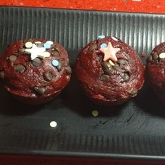 Red velvet muffins A picture of Red velvet muffins.