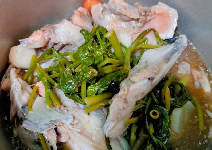 How to Make Favorite Sinigang Salmon