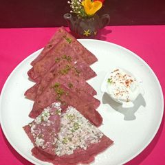 A picture of Healthy Beetroot Stuff Paneer Paratha.
