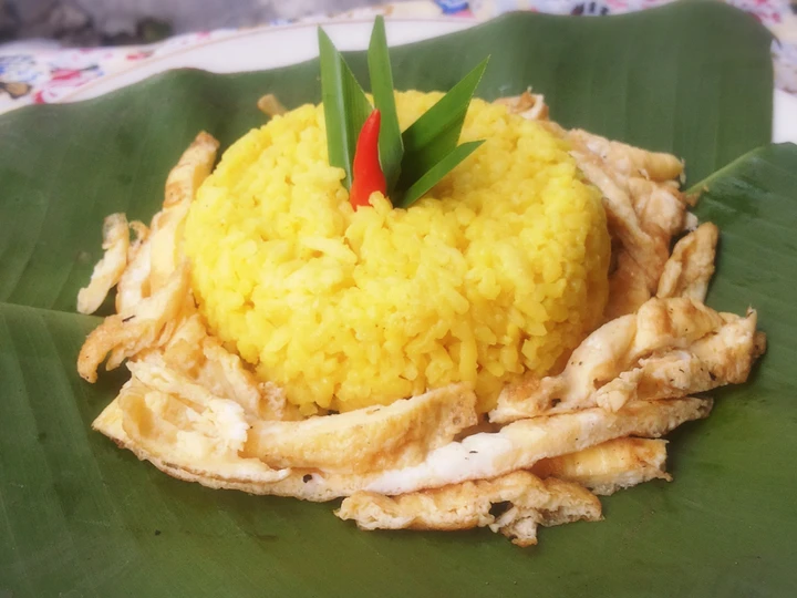 Cara Mudah Menyiapkan Resep  Nasi kuning praktis magic com yang Lezat Sekali, Lezat Sekali