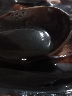 عکسی از دستور سس شکلاتی راحت و آسون و خوشمزه 😋😋