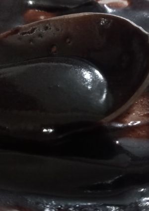 عکسی از دستور سس شکلاتی راحت و آسون و خوشمزه 😋😋
