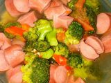 Tumis Brocoli Sosis berkuah😊