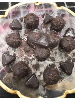 A picture of Choco balls.