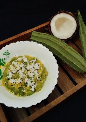 A picture of Coconut Ridge Gourd Sabji.