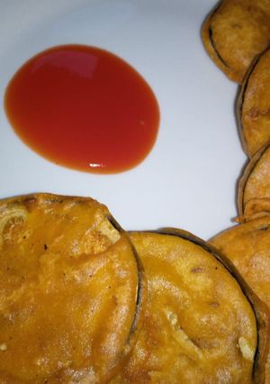 A picture of Brinjal pakora.