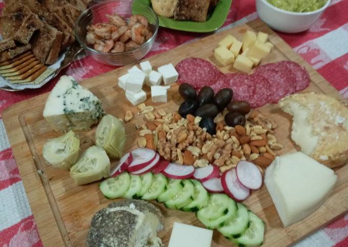 Tabla de quesos para aperitivos Receta de Maria Paz Dominguez/ @pacitamama  en instagram- Cookpad