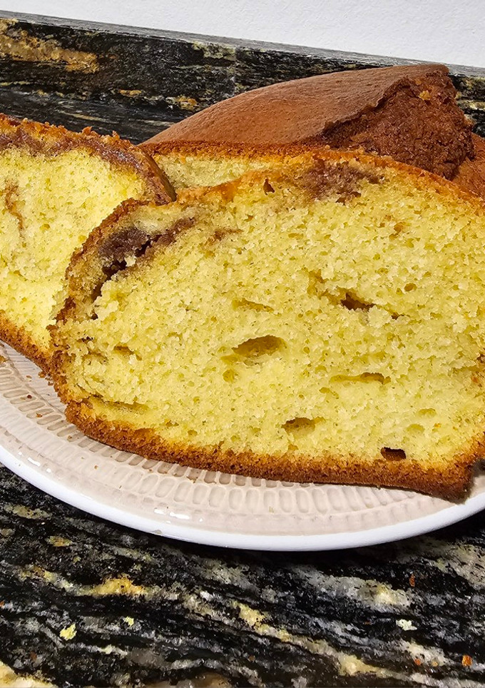 Una foto de Bizcocho con relleno de canela