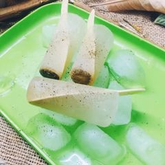 A picture of Shikanji Popsicles.
