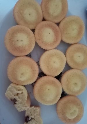 Egyszerű gyors muffin csokidarabbal recept fotója