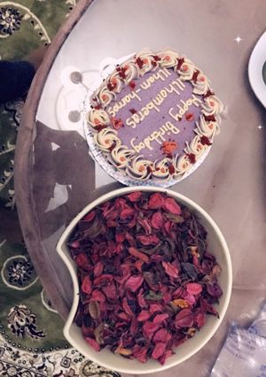 A picture of Redvelvet birthday cake.