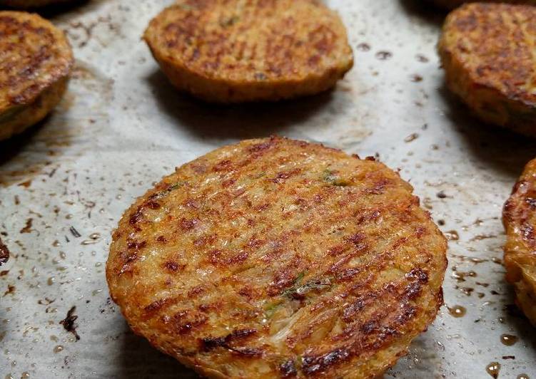 Step-by-Step Guide to Prepare Any-night-of-the-week Whole30 crab cakes