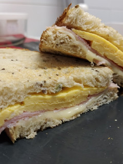 Una foto de 🥪 Sándwich Deli "Mi versión"