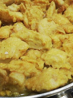 Una foto de Pollo al curry y piña🍍