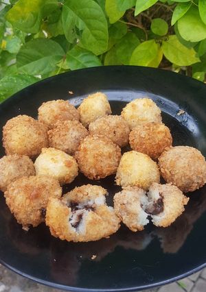 Foto resep 49. Bola Singkong isi Coklat Lumer
