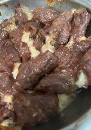 Hình của món Bò cuộn phô mai.